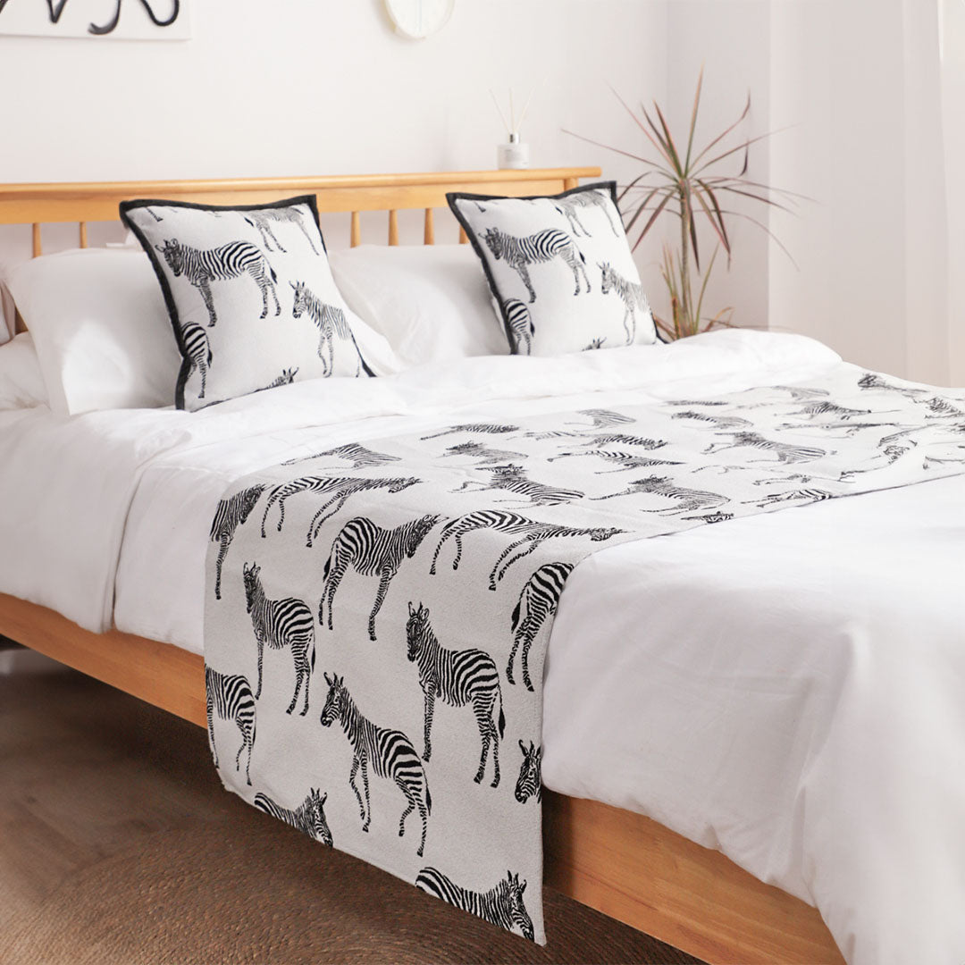 NNEAGS 1.8m Bed Light Luxury Zebra Vintage Bed Scarf Runner Bedding Tail Pad Flag For Home Hotel Set of 3-3