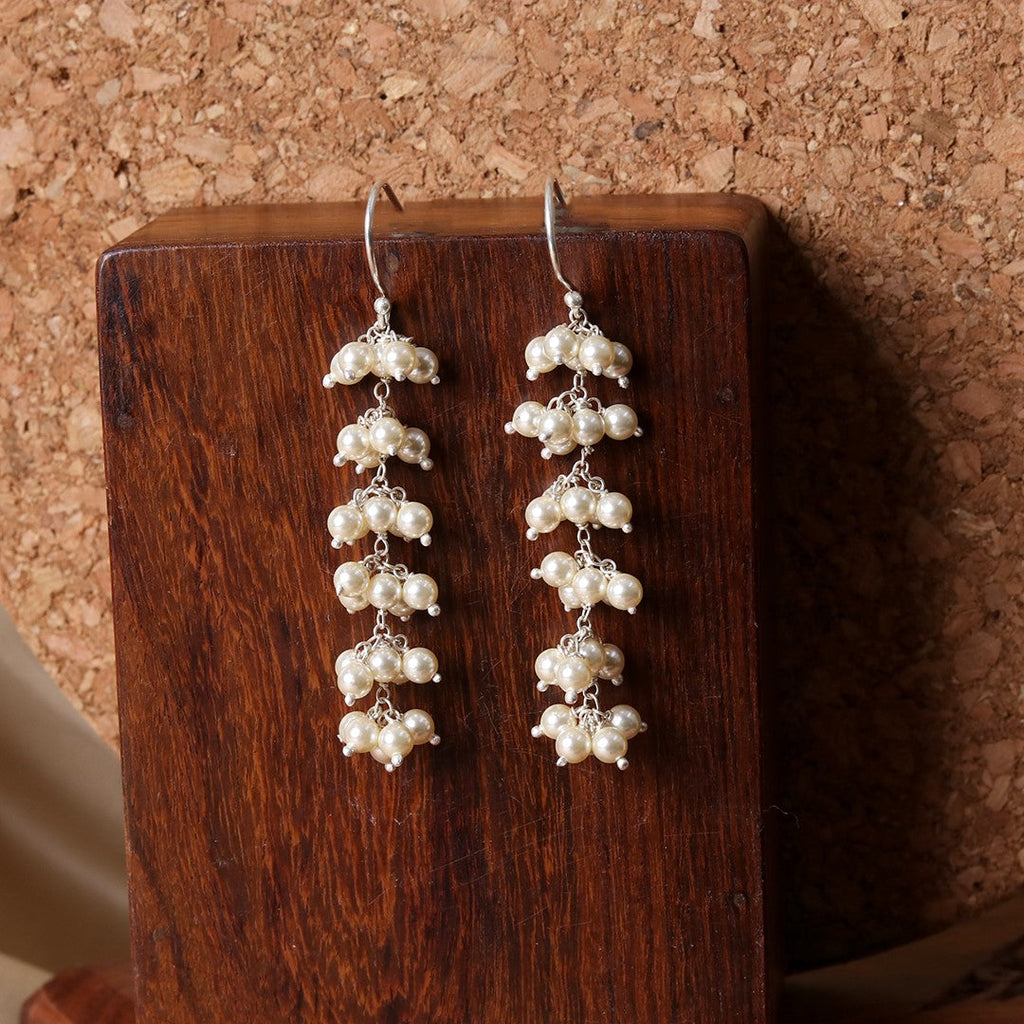 Long Pearl Bunch Earrings-1
