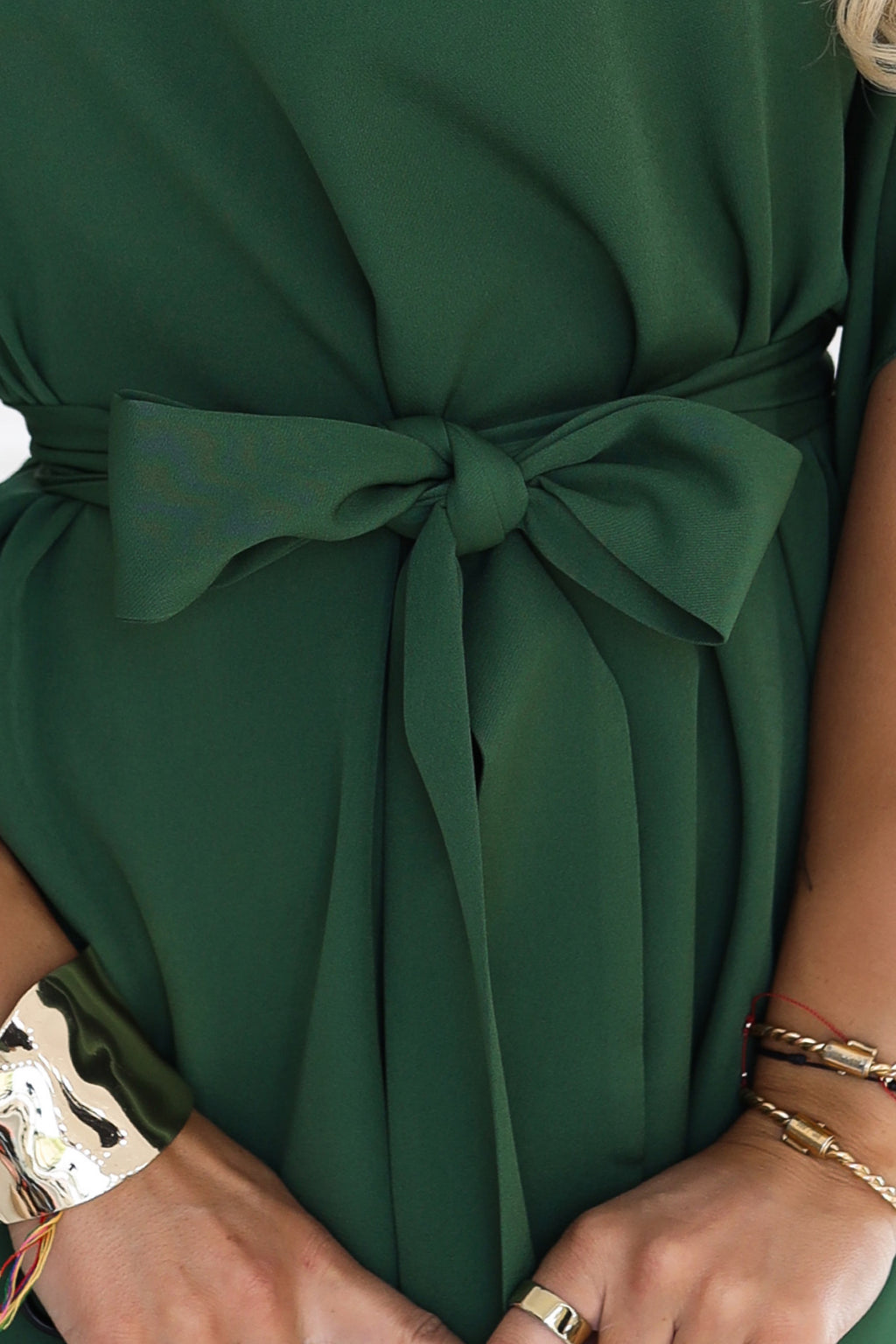 Numoco 287-47 SOFIA Feminine butterfly-style dress with a waist tie - emerald green