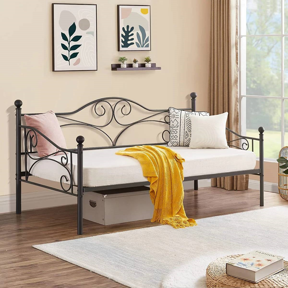 Twin size Classic Heavy Duty Steel Daybed Frame in Black Metal Finish-1
