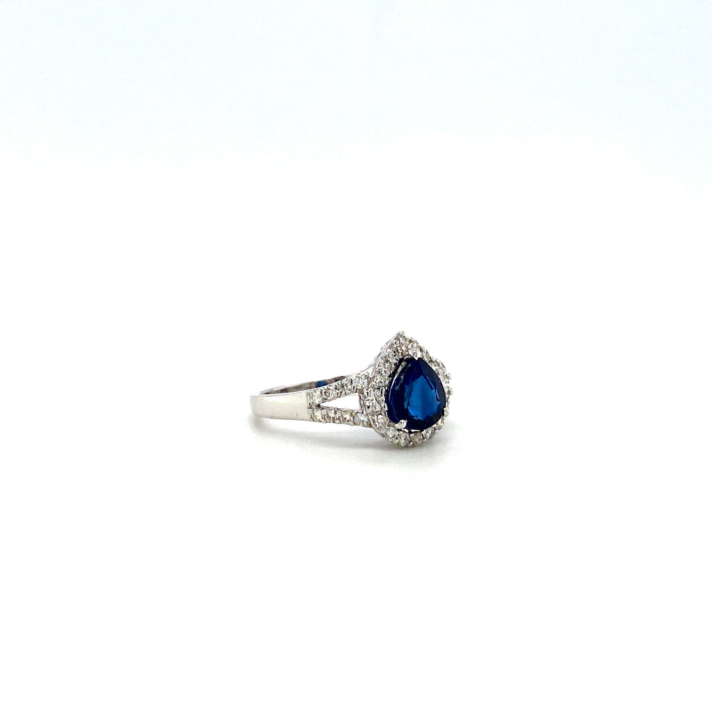 Sapphire and Diamond Ring in 18K White Gold - KGR 15801-1