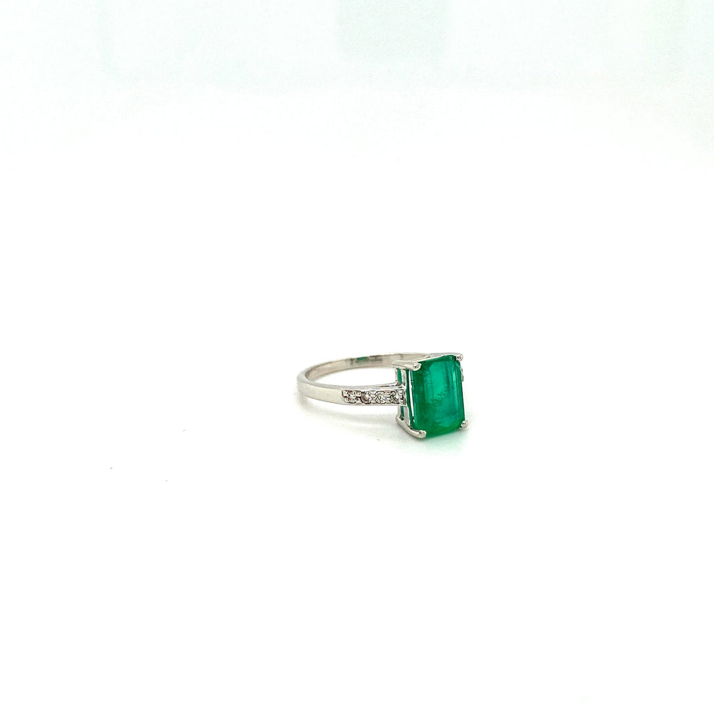 Emerald and Diamond Ring in 18K White Gold - KGR 17133-1