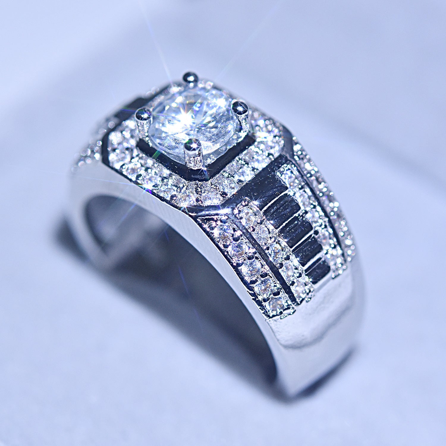 Cross-Border Popular Alloy Ring Accessories, His and Hers Couple Diamond Rings, Zircon Engagement Rings, Starting from One Piece