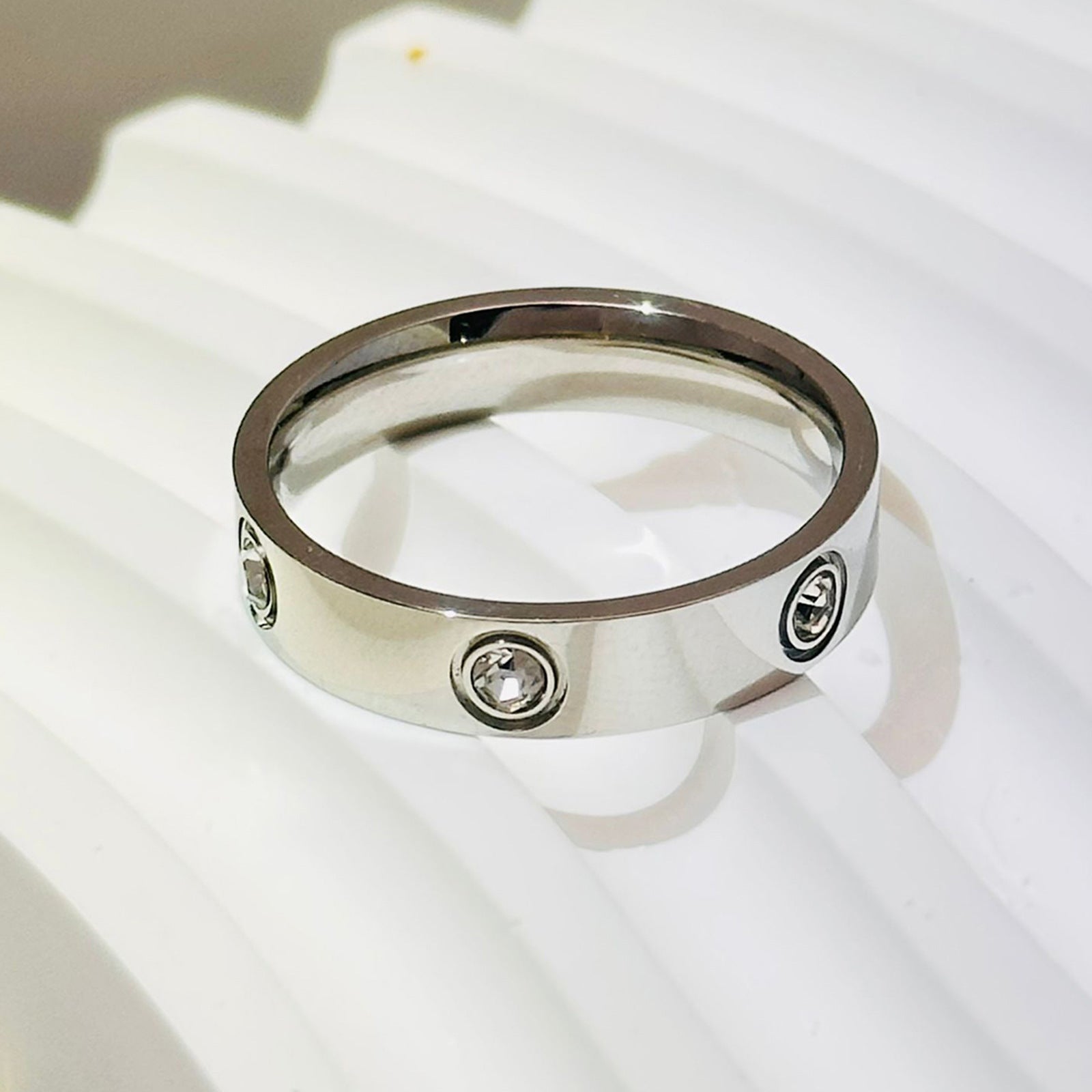 Hot Stainless Steel Single and Double Rows Full Diamond Titanium Steel Couple Rings for Women with Small Square Diamonds Personalized Simple Card Plus Titanium Steel Rings