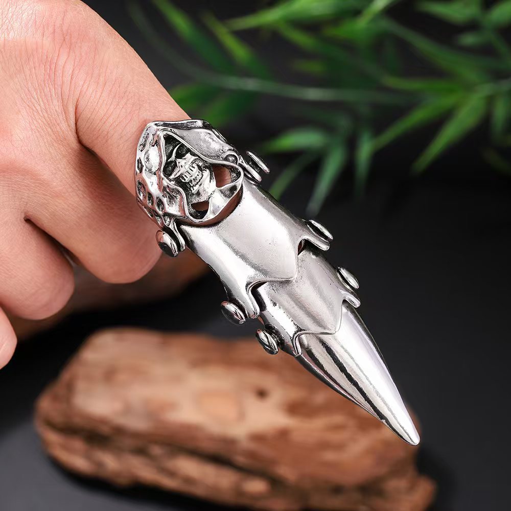 Vintage Men's and Women's Rings with Trendy and Cool Elements, Non-Mainstream Alloy Finger Rings, Factory Direct Sales and Wholesale.