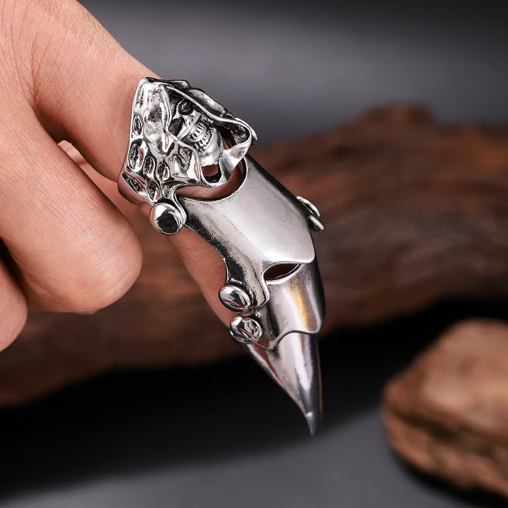 Vintage Men's and Women's Rings with Trendy and Cool Elements, Non-Mainstream Alloy Finger Rings, Factory Direct Sales and Wholesale.