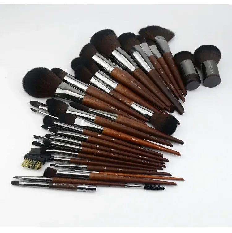 Large Foundation Blusher Brush Flat Foundation Brush BB Cream Blender Concealer Foundation Liquid Brush Cream Makeup Tools