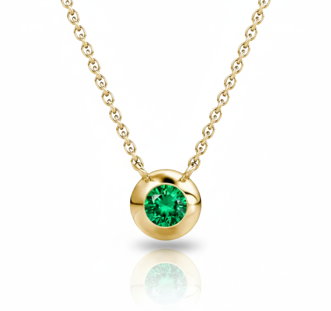 Soléa Bezel Emerald Necklace-0