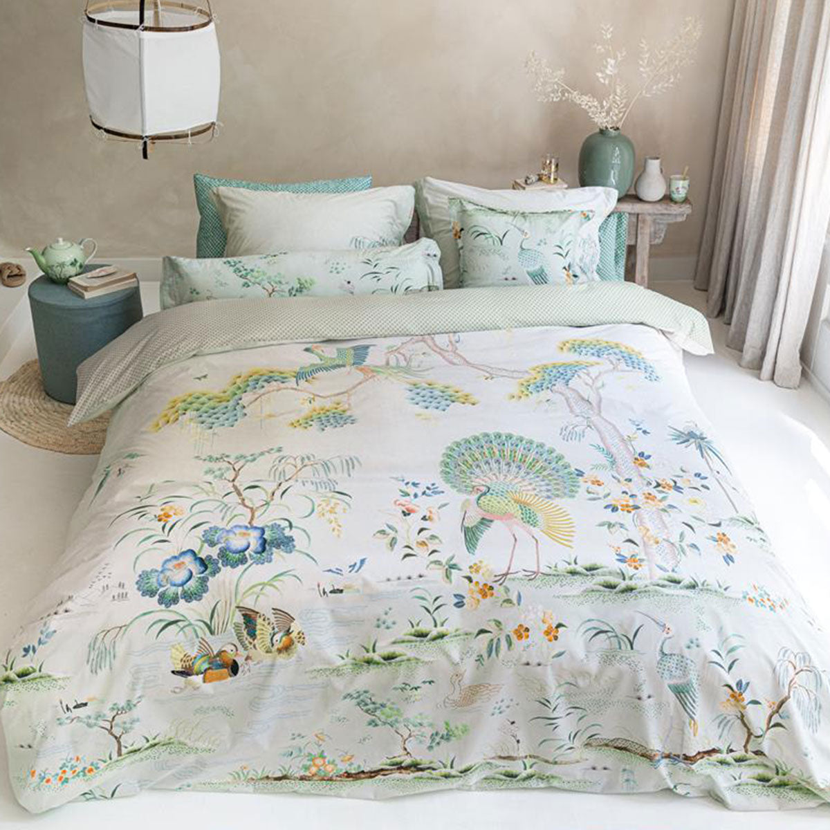 NNEDSZ Studio Japonica White Quilt Cover Set Super King-0