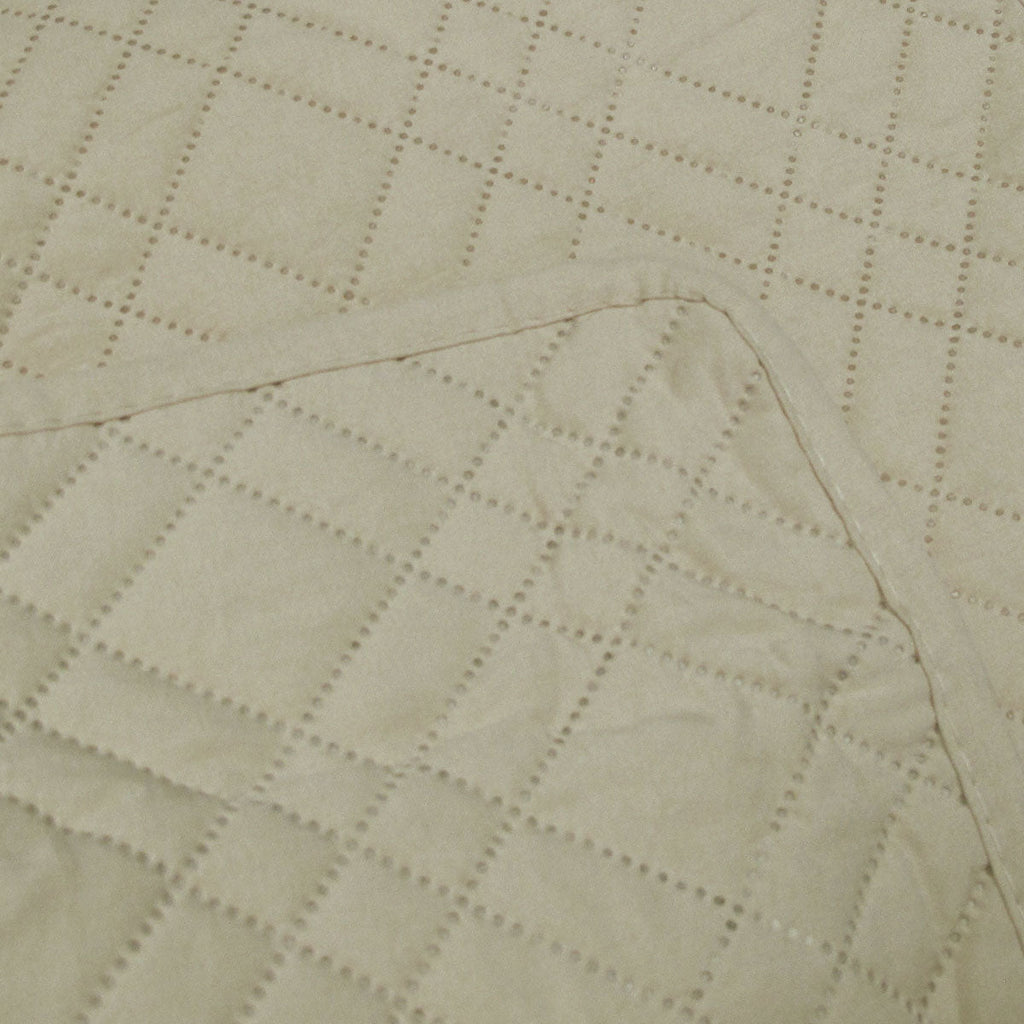 NNEDSZ Jane Barrington Morris Beige Ultrasonic Embossed Lightly Quilted Reversible Coverlet Set Queen-2